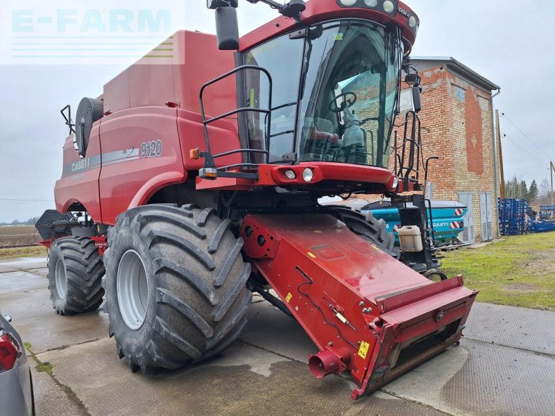 Mähdrescher des Typs Case IH 9120, Gebrauchtmaschine in ELEJA (Bild 1)