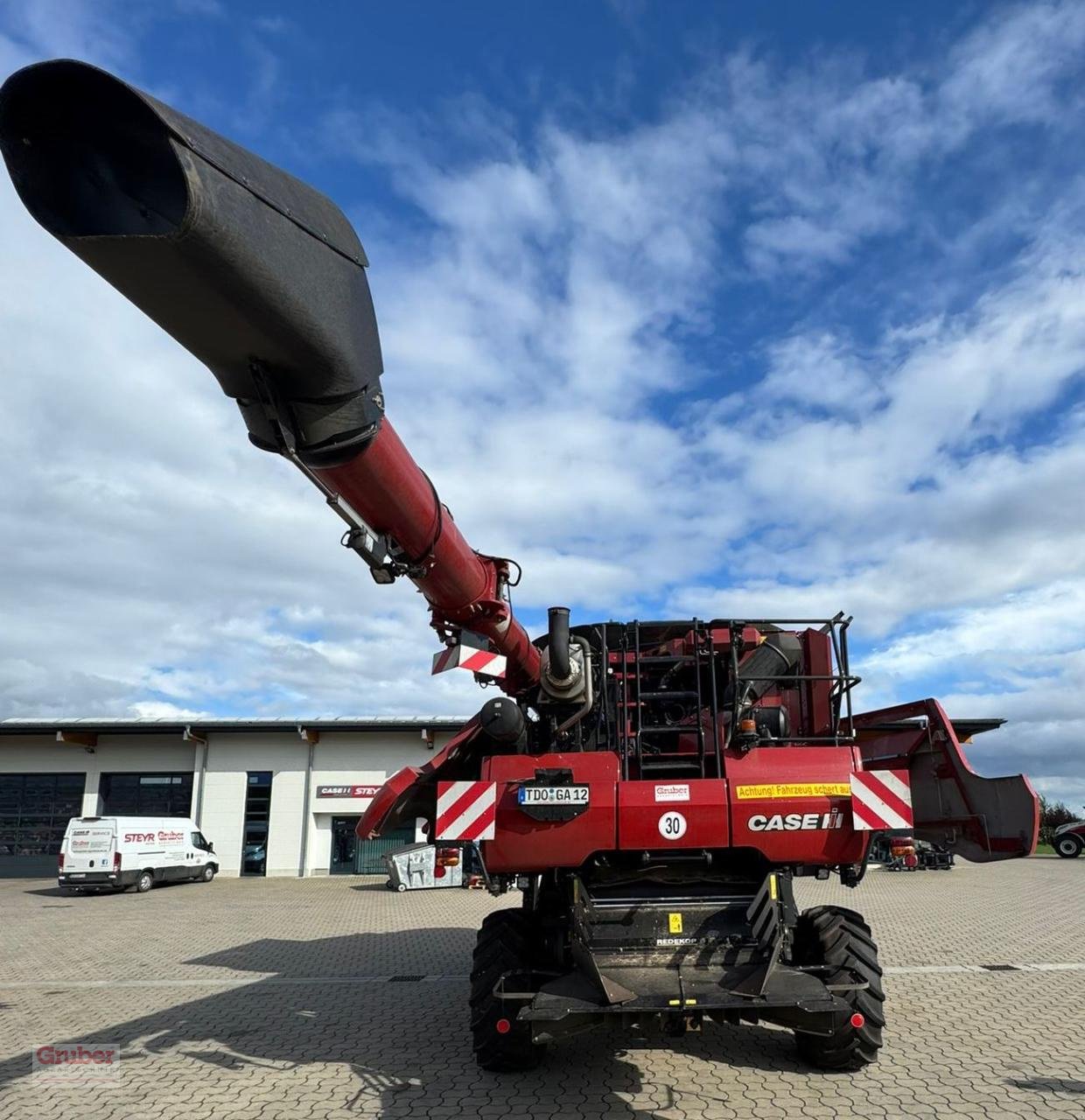 Mähdrescher van het type Case IH AF 8250, Gebrauchtmaschine in Nordhausen OT Hesserode (Foto 3)