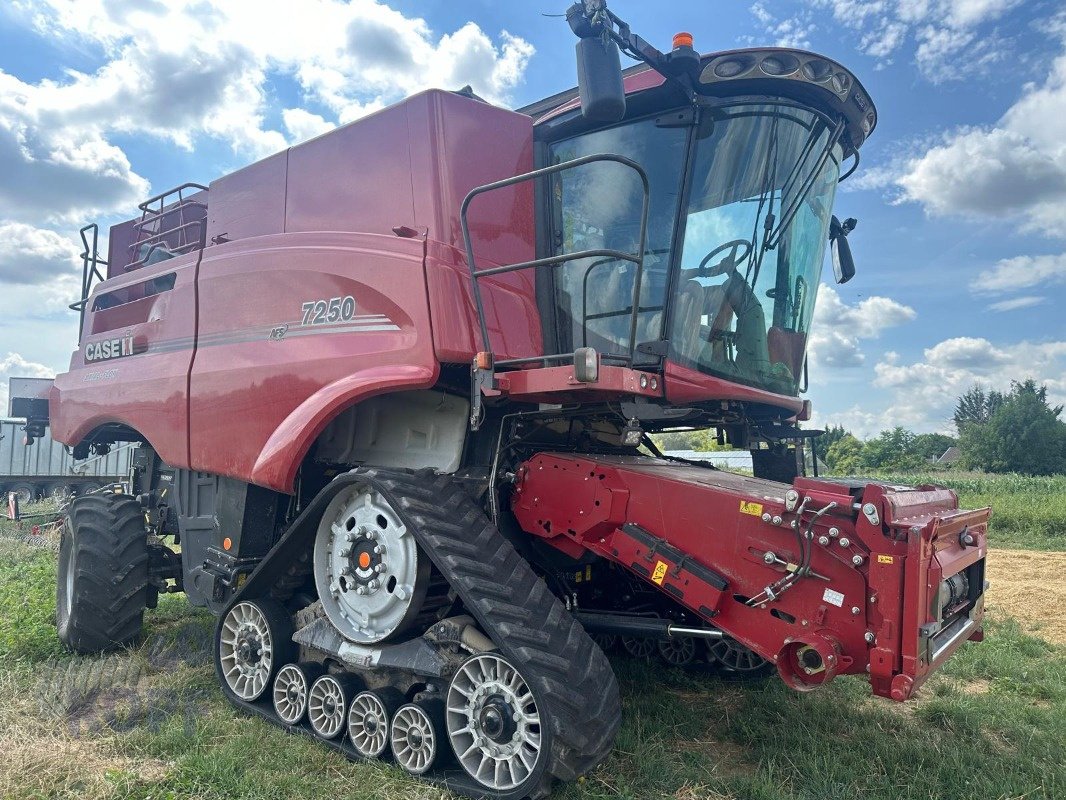 Mähdrescher du type Case IH Axial  7250   Raupe   Allrad    Neuwertig, Gebrauchtmaschine en Schutterzell (Photo 17)