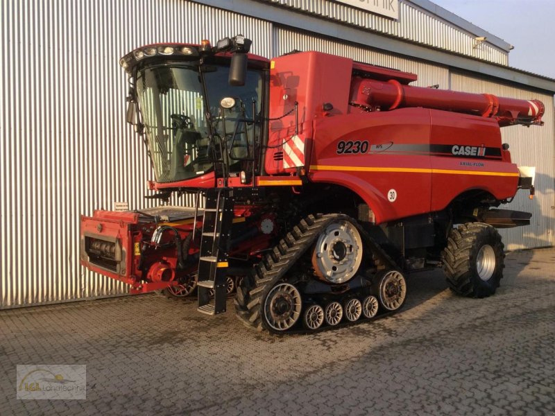 Mähdrescher des Typs Case IH Axial 9230, Gebrauchtmaschine in Pfreimd (Bild 1)