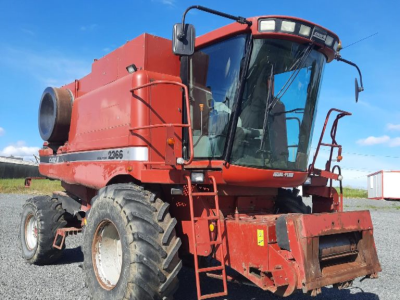 Mähdrescher typu Case IH Axial Flow 2366, Gebrauchtmaschine w Doué-en-Anjou (Zdjęcie 1)