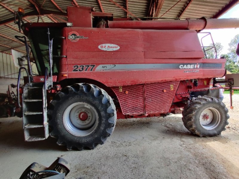 Mähdrescher typu Case IH AXIAL-FLOW 2377 X-CLUSIVE, Gebrauchtmaschine w VERT TOULON (Zdjęcie 1)