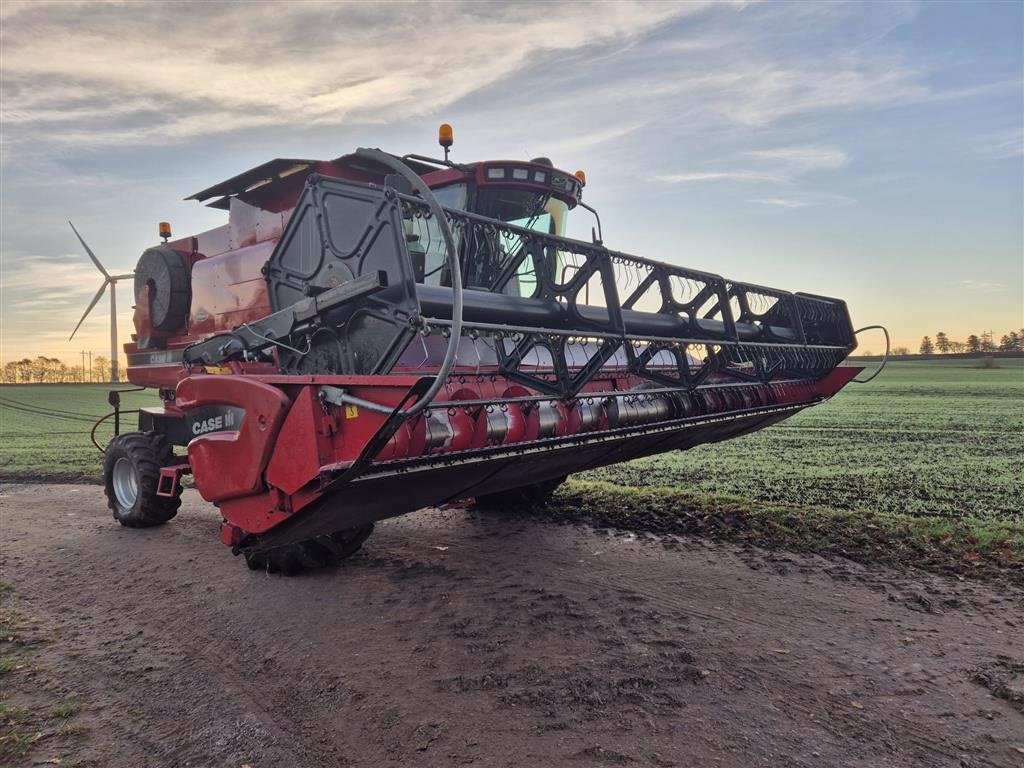 Mähdrescher типа Case IH Axial-Flow 2388 X-Clusive, Gebrauchtmaschine в Spøttrup (Фотография 1)