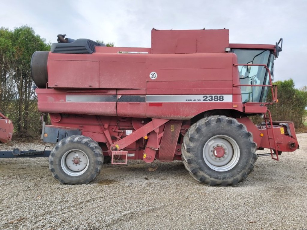 Mähdrescher typu Case IH AXIAL FLOW 2388, Gebrauchtmaschine v VERT TOULON (Obrázek 3)