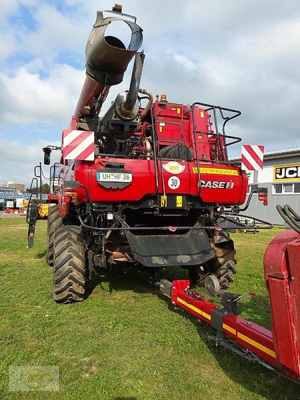 Mähdrescher des Typs Case IH Axial-Flow 6150 inkl. 6,70 m Schneidwerk und Wagen, Vorführmaschine in Mühlhausen-Görmar (Bild 3)