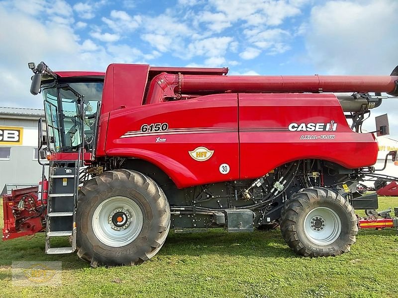 Mähdrescher of the type Case IH Axial-Flow 6150 inkl. 6,70 m Schneidwerk und Wagen, Vorführmaschine in Mühlhausen-Görmar (Picture 2)