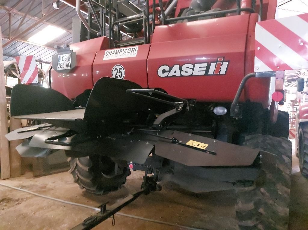 Mähdrescher Türe ait Case IH Axial-Flow 7230, Gebrauchtmaschine içinde BRAS SUR MEUSE (resim 4)