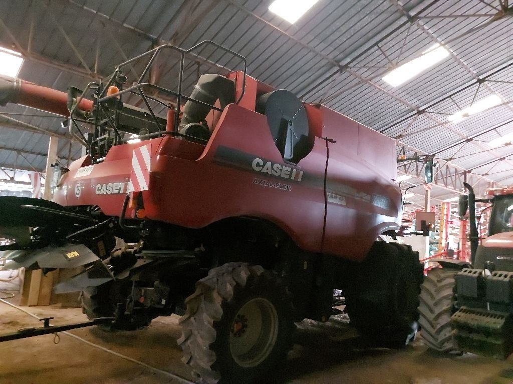 Mähdrescher Türe ait Case IH Axial-Flow 7230, Gebrauchtmaschine içinde BRAS SUR MEUSE (resim 2)