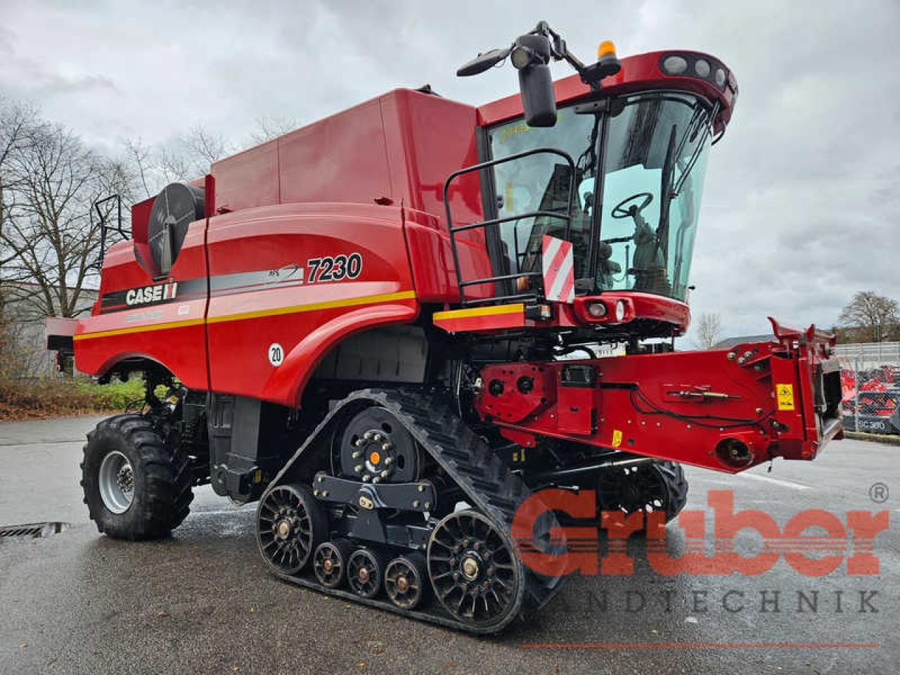 Mähdrescher van het type Case IH Axial Flow 7230, Gebrauchtmaschine in Ampfing (Foto 2)