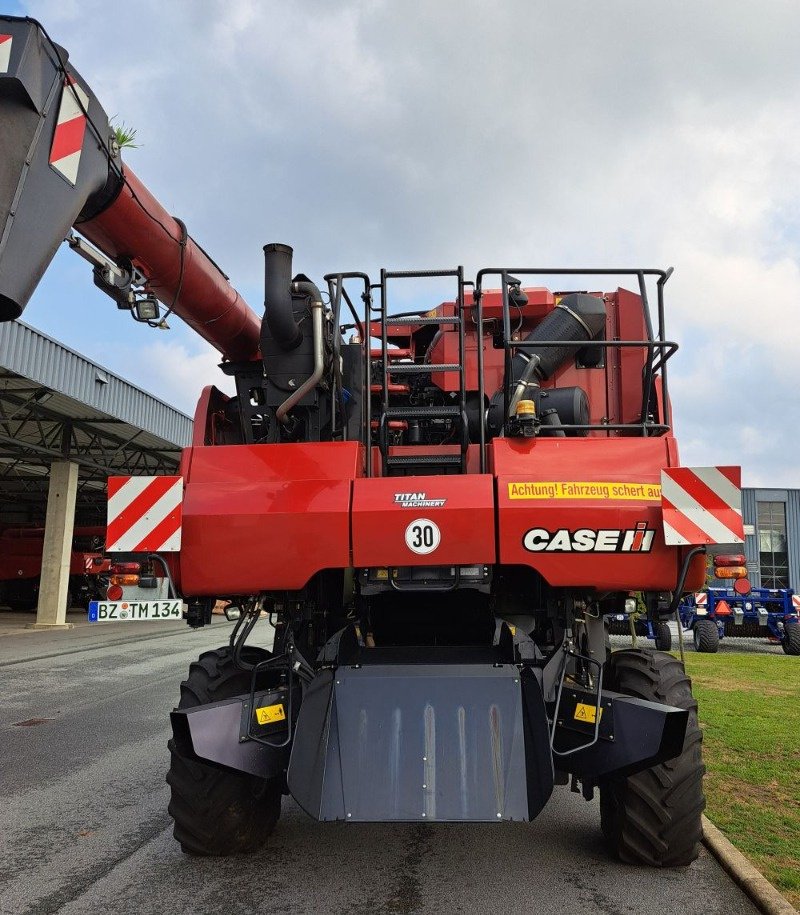 Mähdrescher du type Case IH Axial Flow 7250, Gebrauchtmaschine en Gülzow-Prüzen OT Mühlengeez (Photo 10)