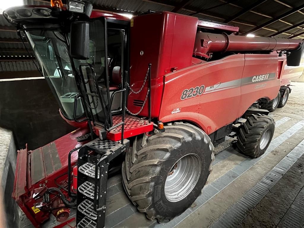 Mähdrescher typu Case IH Axial Flow 8230 4 WD, Gebrauchtmaschine v Aalborg SV (Obrázek 1)