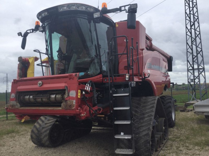 Mähdrescher типа Case IH AXIAL FLOW 8230, Gebrauchtmaschine в azerailles (Фотография 1)