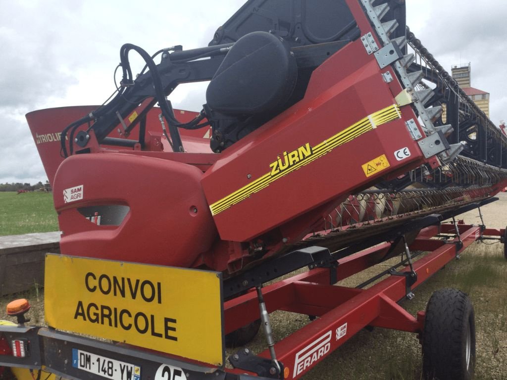 Mähdrescher del tipo Case IH AXIAL FLOW 8230, Gebrauchtmaschine en azerailles (Imagen 9)