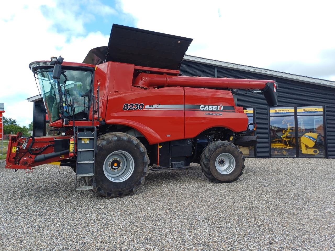 Mähdrescher a típus Case IH AXIAL FLOW 8230, Gebrauchtmaschine ekkor: Skjern (Kép 5)