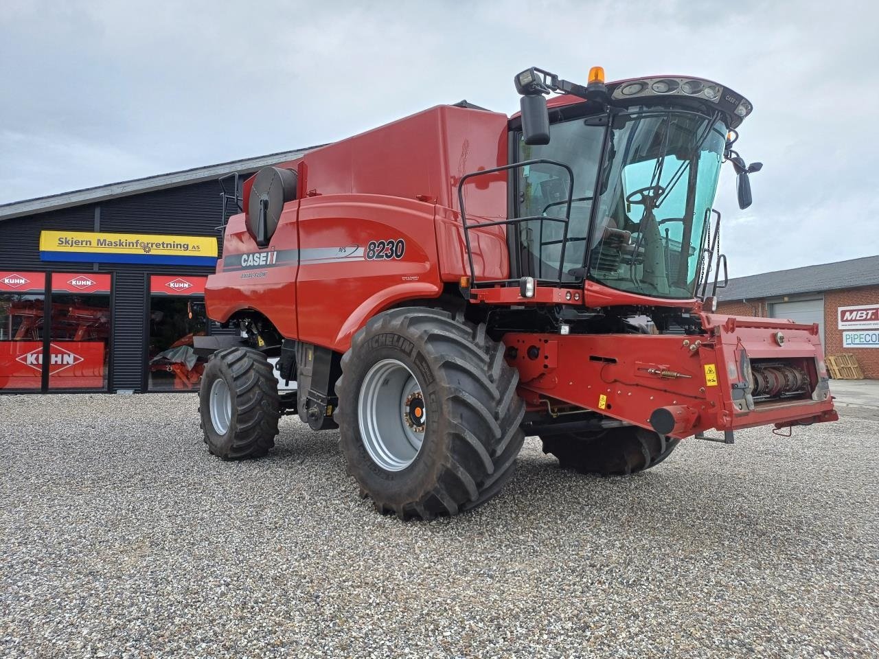 Mähdrescher от тип Case IH AXIAL FLOW 8230, Gebrauchtmaschine в Skjern (Снимка 1)