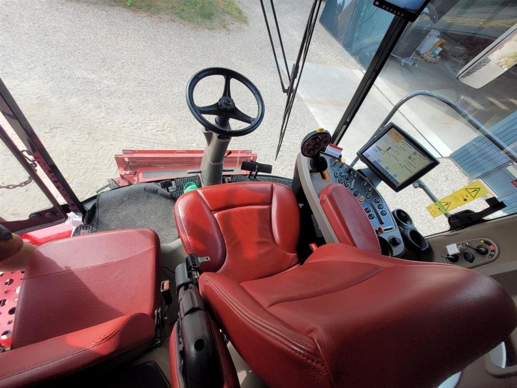 Mähdrescher du type Case IH Axial Flow 8240 35 fod 3050 skærebord, vogn og 4WD, Gebrauchtmaschine en Aulum (Photo 6)