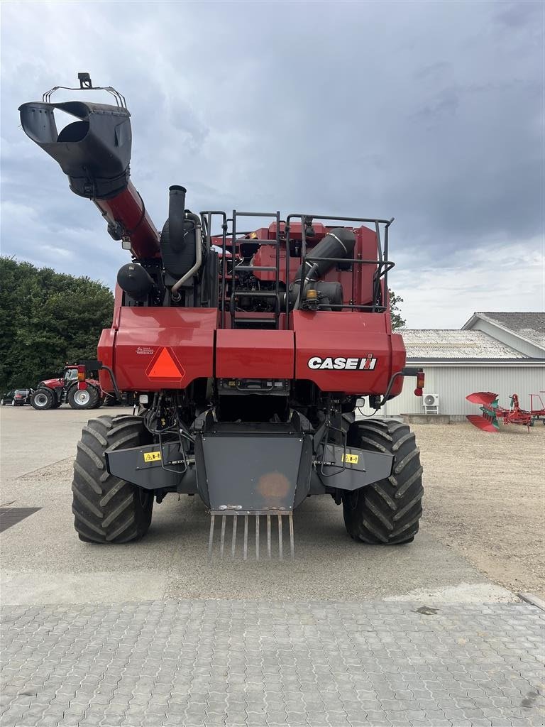 Mähdrescher tipa Case IH Axial Flow 8240 Mejetærsker., Gebrauchtmaschine u Spøttrup (Slika 3)