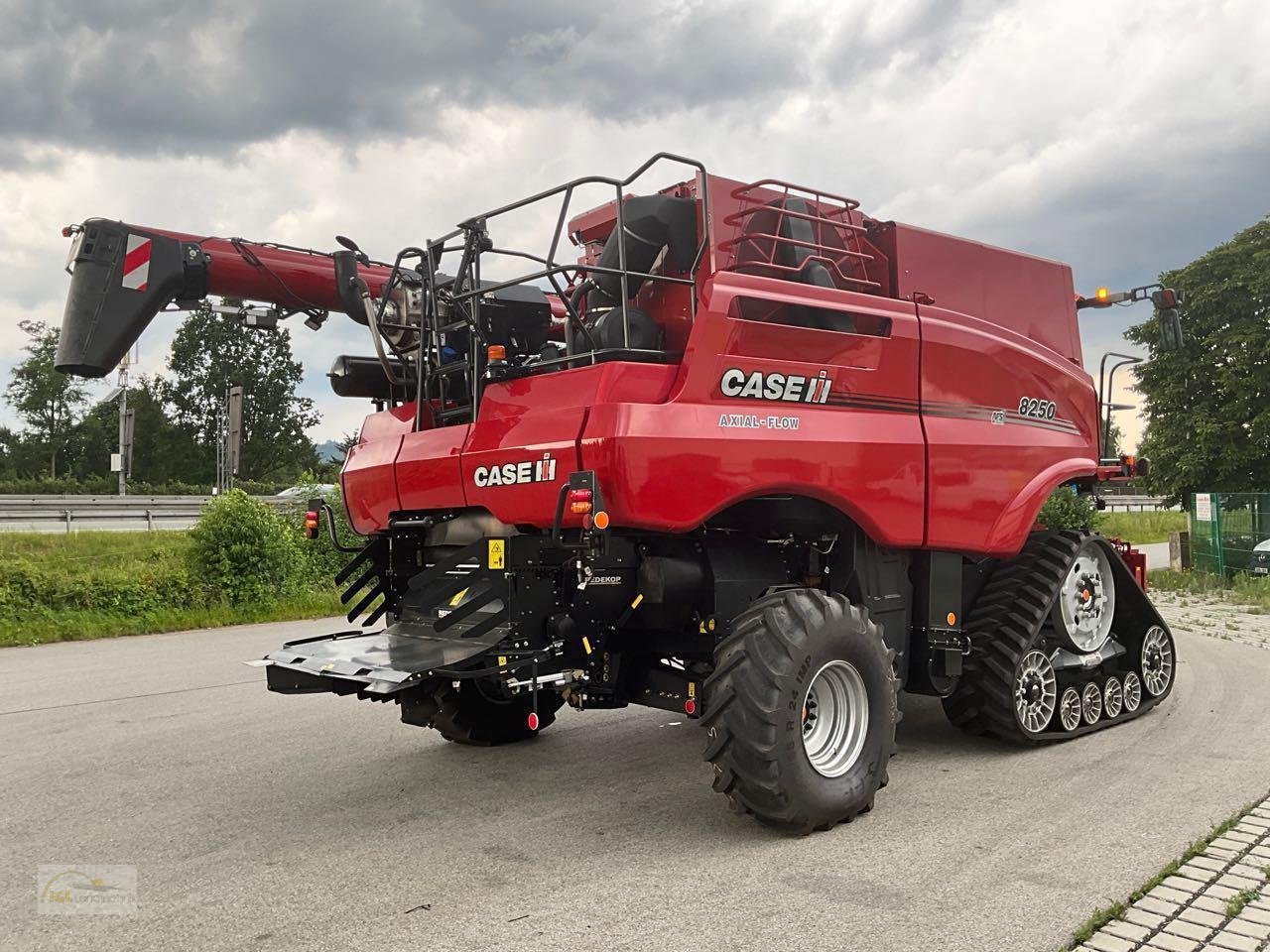 Mähdrescher a típus Case IH Axial-Flow 8250 Raupe, Neumaschine ekkor: Pfreimd (Kép 5)