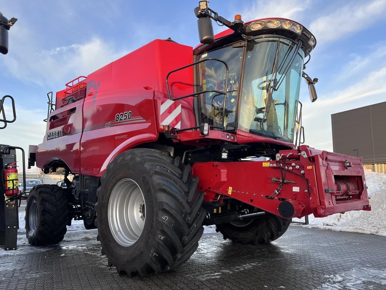 Mähdrescher des Typs Case IH AXIAL-FLOW 8250, Gebrauchtmaschine in Viborg (Bild 7)