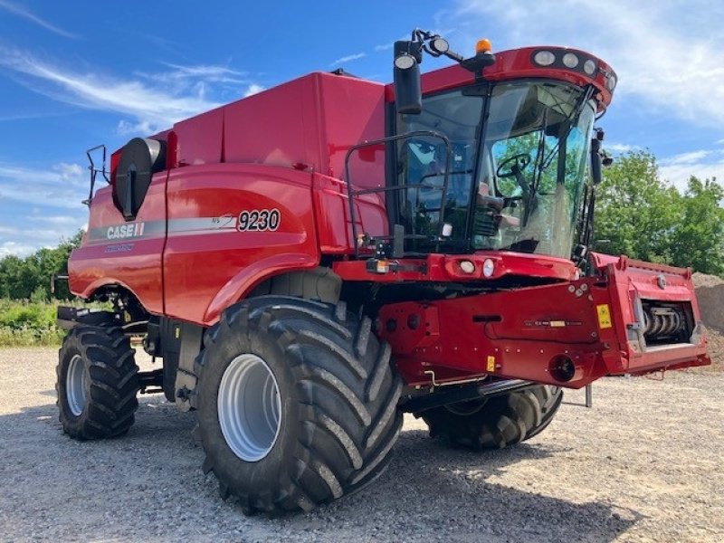 Mähdrescher tipa Case IH Axial Flow 9230, Gebrauchtmaschine u Glamsbjerg (Slika 1)