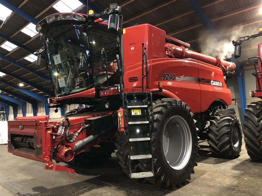 Mähdrescher typu Case IH Axial Flow 9240 // GOOD PRICE, Gebrauchtmaschine v Aalborg SV (Obrázek 5)