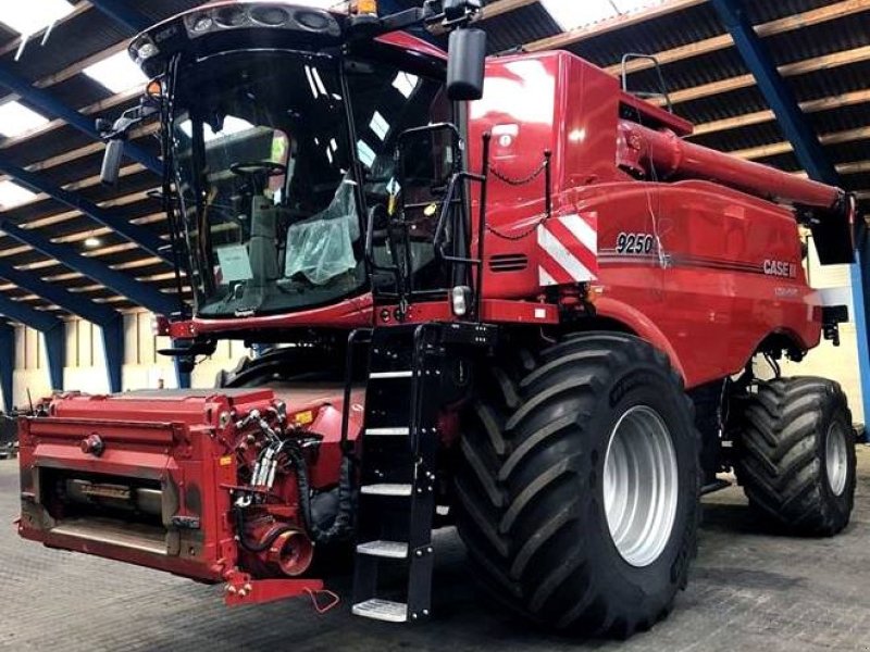 Mähdrescher от тип Case IH Axial Flow 9250, Gebrauchtmaschine в Vrå, Frejlev, Hornslet & Ringsted (Снимка 1)