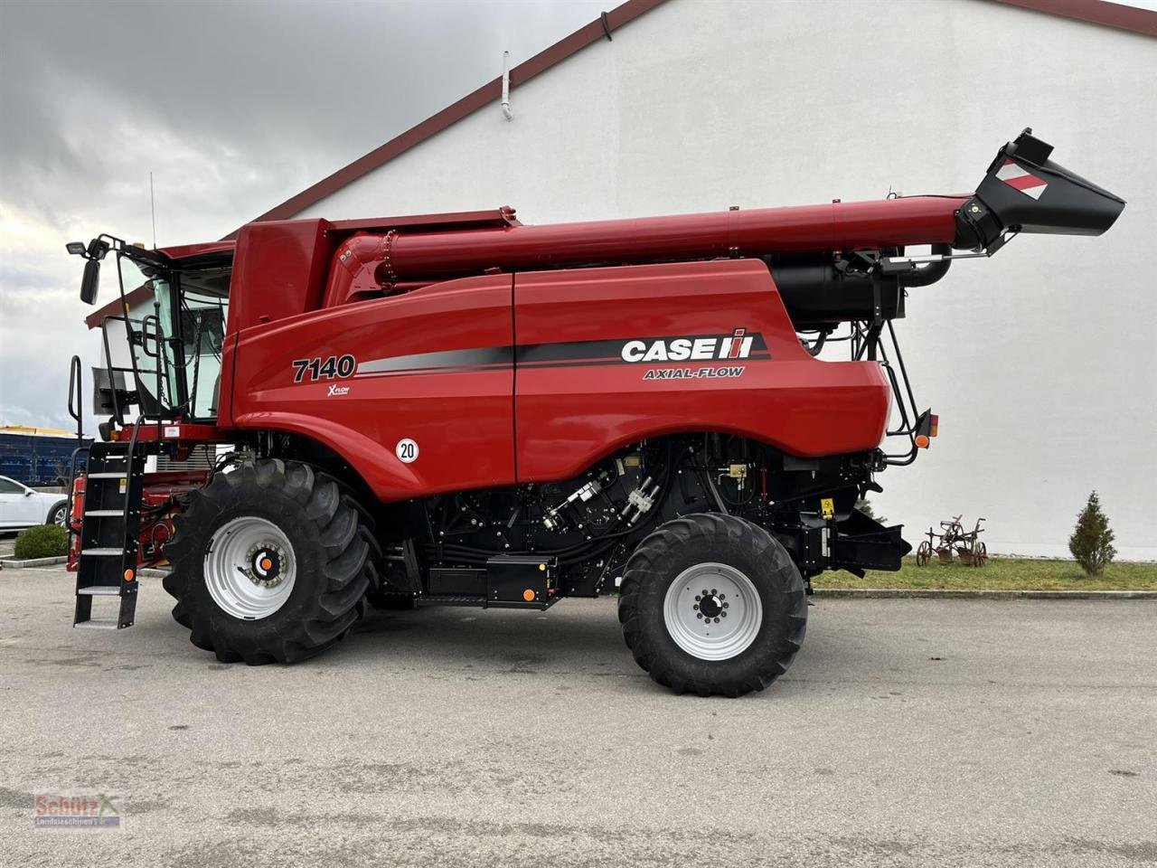 Mähdrescher du type Case IH Axial Flow AF 7140 SW Vario 3050 Transportwagen, Gebrauchtmaschine en Schierling (Photo 2)