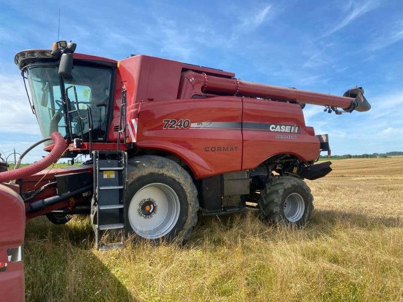 Mähdrescher tip Case IH AXIAL-FLOW7240, Gebrauchtmaschine in CHAUMONT (Poză 4)