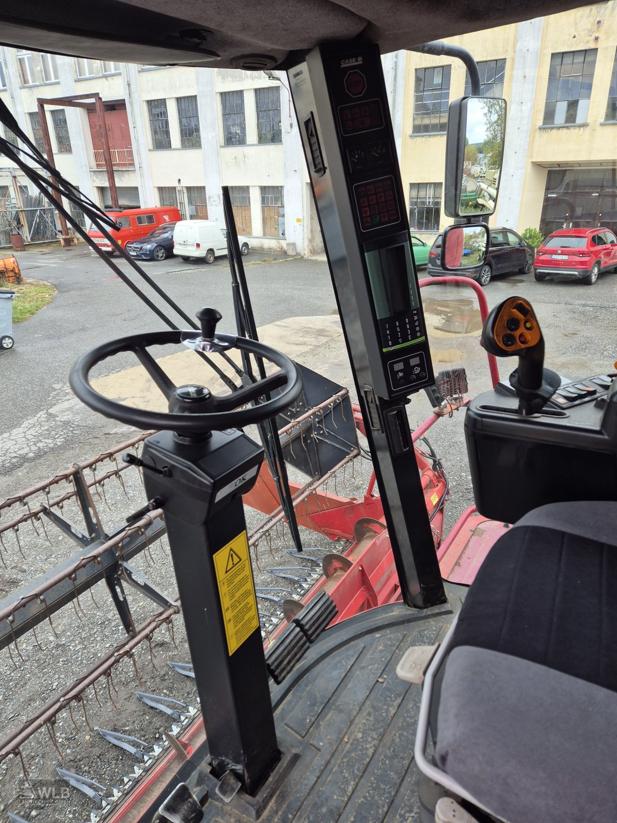 Mähdrescher van het type Case IH CF 80, Gebrauchtmaschine in Neustadt (Foto 4)