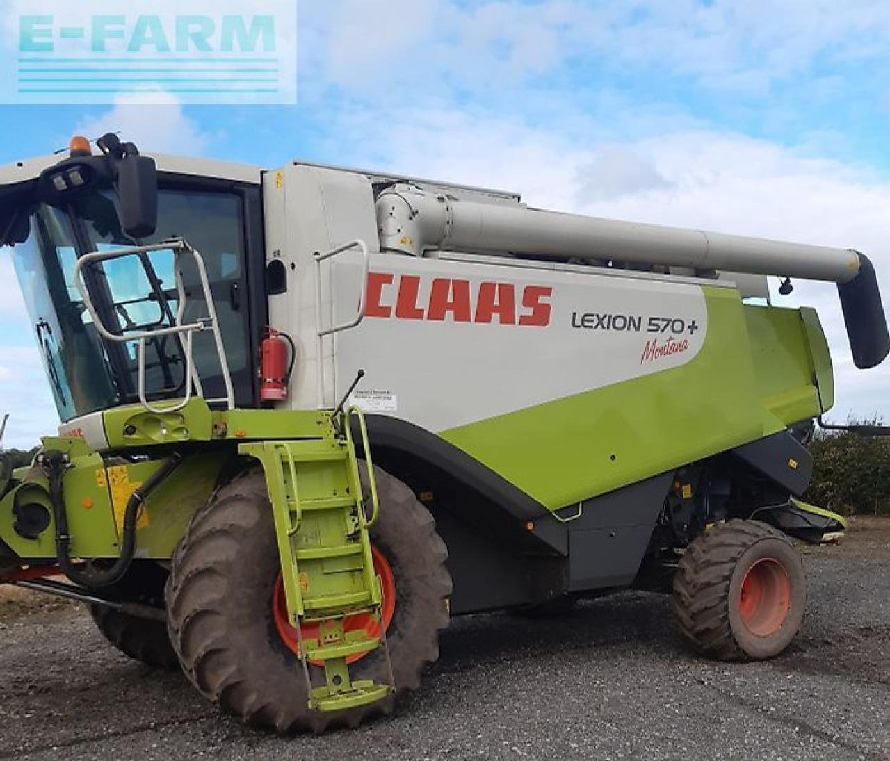 Mähdrescher tip CLAAS 570 + montana & c750, Gebrauchtmaschine in SHREWSBURRY (Poză 1)