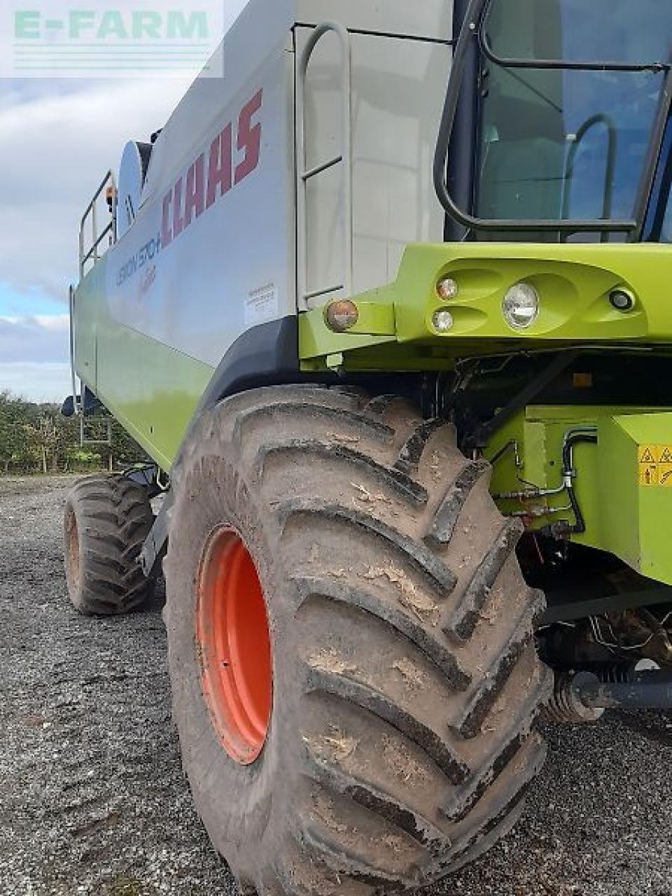 Mähdrescher van het type CLAAS 570 + montana & c750, Gebrauchtmaschine in SHREWSBURRY (Foto 7)