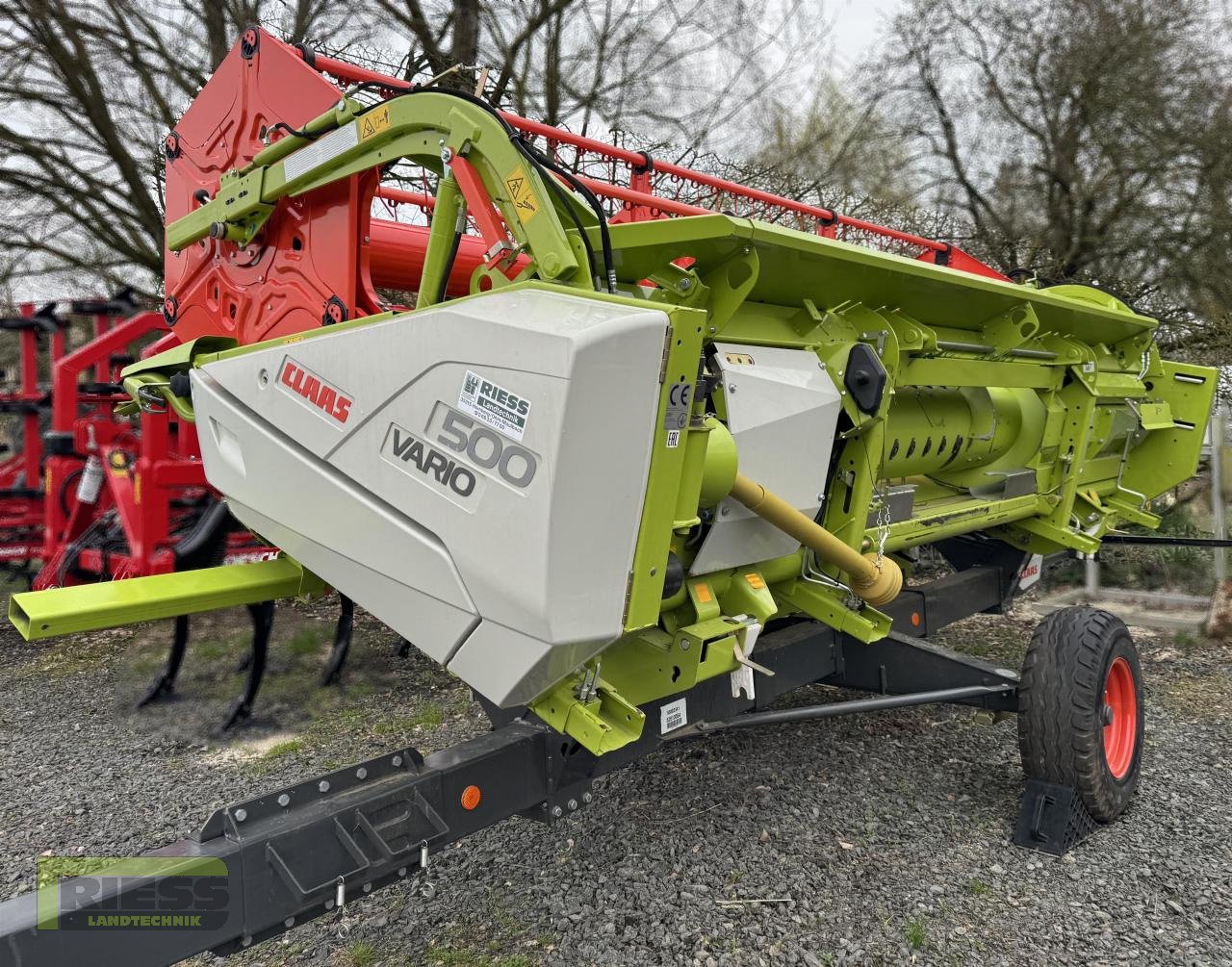 Mähdrescher typu CLAAS AVERO 240 APS + VARIO 500, Gebrauchtmaschine w Homberg (Ohm) - Maulbach (Zdjęcie 18)