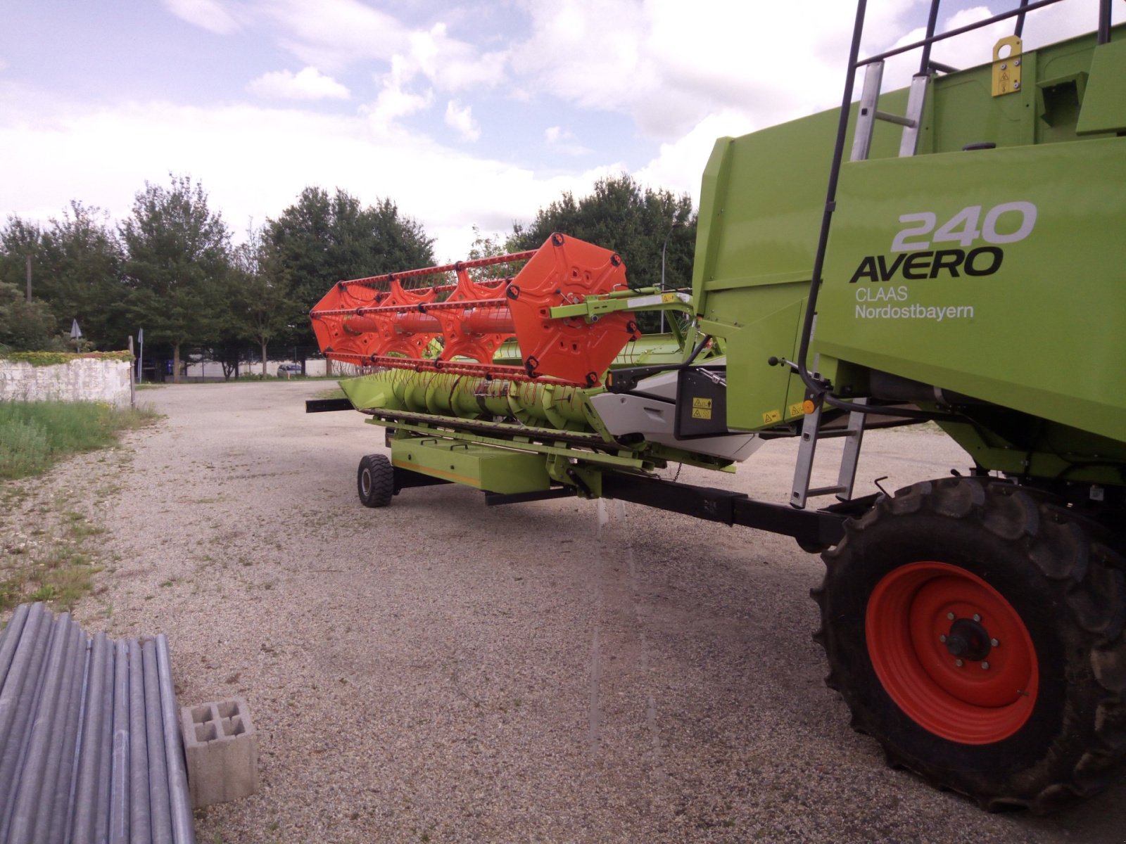 Mähdrescher typu CLAAS Avero 240 APS, Gebrauchtmaschine w Furth im Wald (Zdjęcie 3)