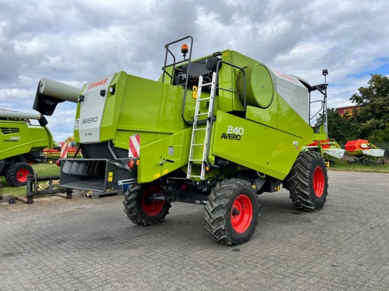 Mähdrescher typu CLAAS AVERO 240, Gebrauchtmaschine v Hockenheim (Obrázok 3)