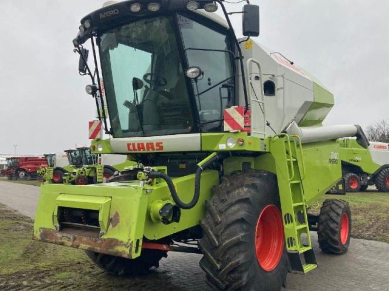 Mähdrescher of the type CLAAS AVERO 240, Gebrauchtmaschine in Hockenheim (Picture 1)