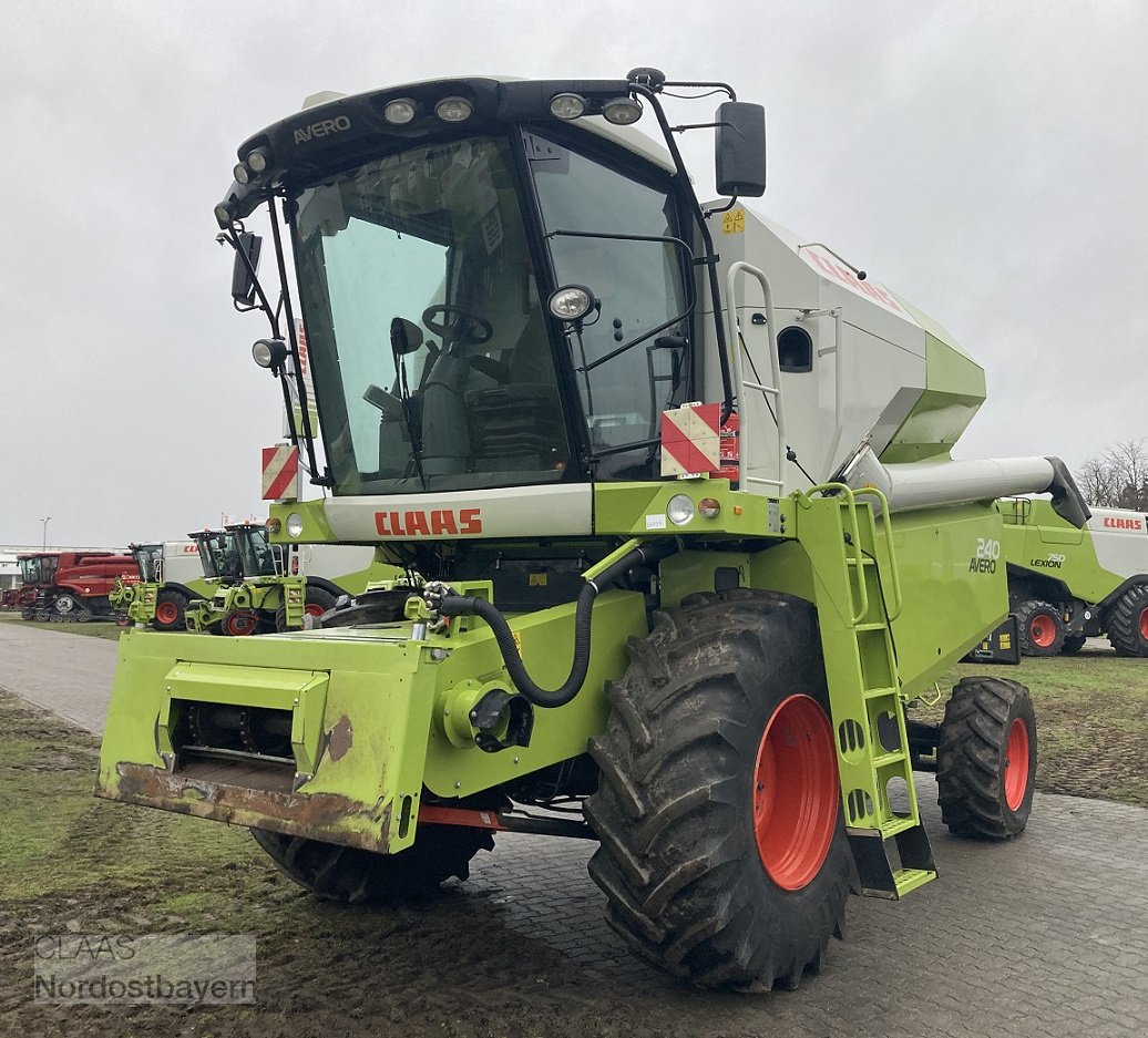 Mähdrescher del tipo CLAAS Avero 240, Gebrauchtmaschine en Hockenheim (Imagen 5)