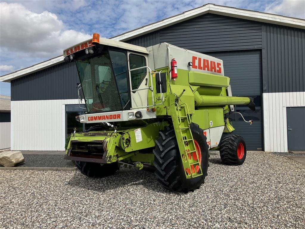 Mähdrescher des Typs CLAAS COMMANDOR 228 CS, Gebrauchtmaschine in Thorsø (Bild 3)