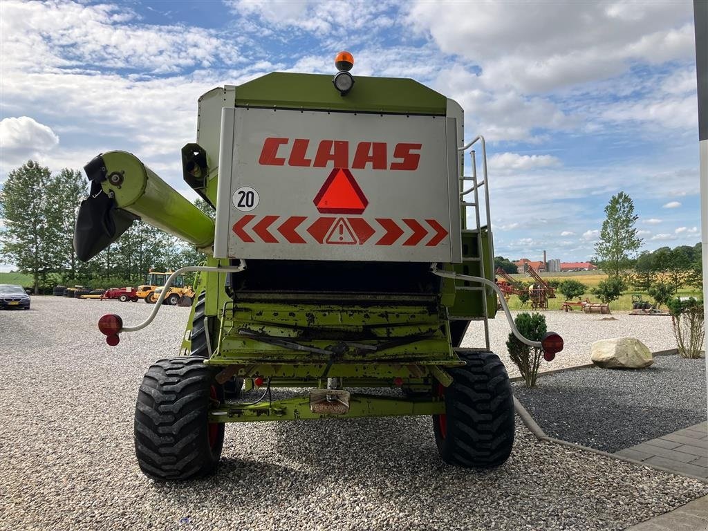 Mähdrescher van het type CLAAS COMMANDOR 228 CS, Gebrauchtmaschine in Thorsø (Foto 7)