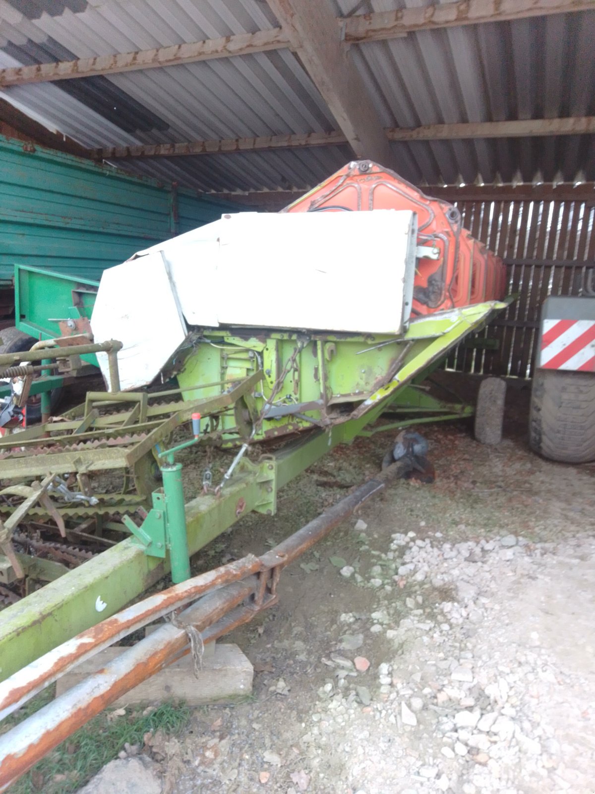 Mähdrescher tip CLAAS Commandor 228 CS, Gebrauchtmaschine in Stadtlauringen (Poză 3)