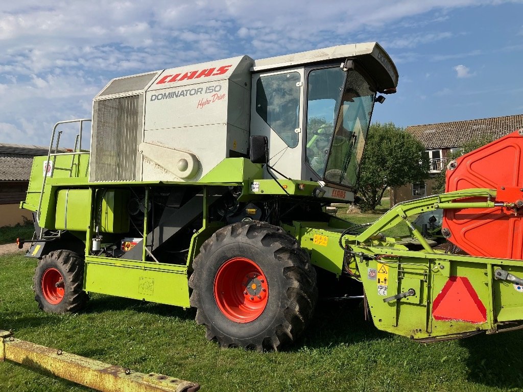 Mähdrescher des Typs CLAAS Dominator 150 Hydro, Gebrauchtmaschine in Mern (Bild 2)