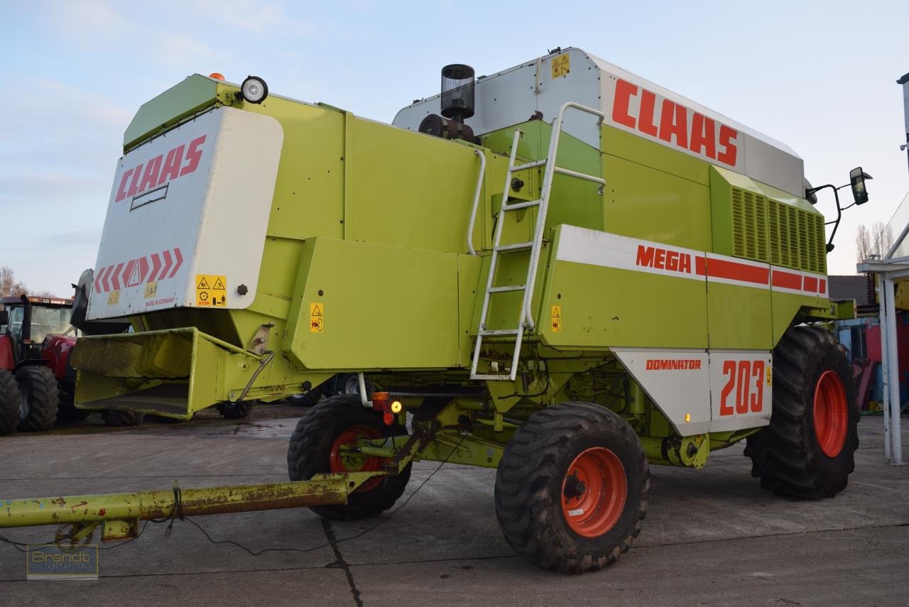 Mähdrescher des Typs CLAAS Dominator 203 Mega, Gebrauchtmaschine in Oyten (Bild 3)