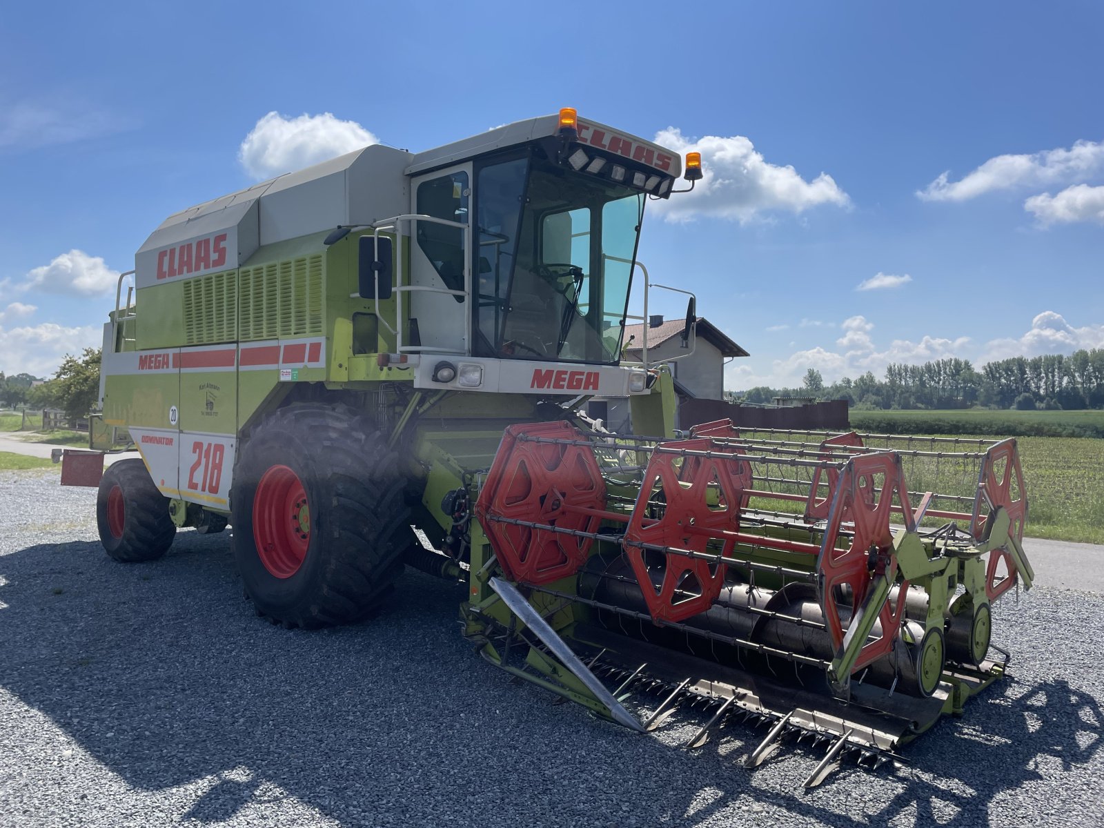 Mähdrescher of the type CLAAS Dominator 218 Mega, Gebrauchtmaschine in Moos (Picture 9)