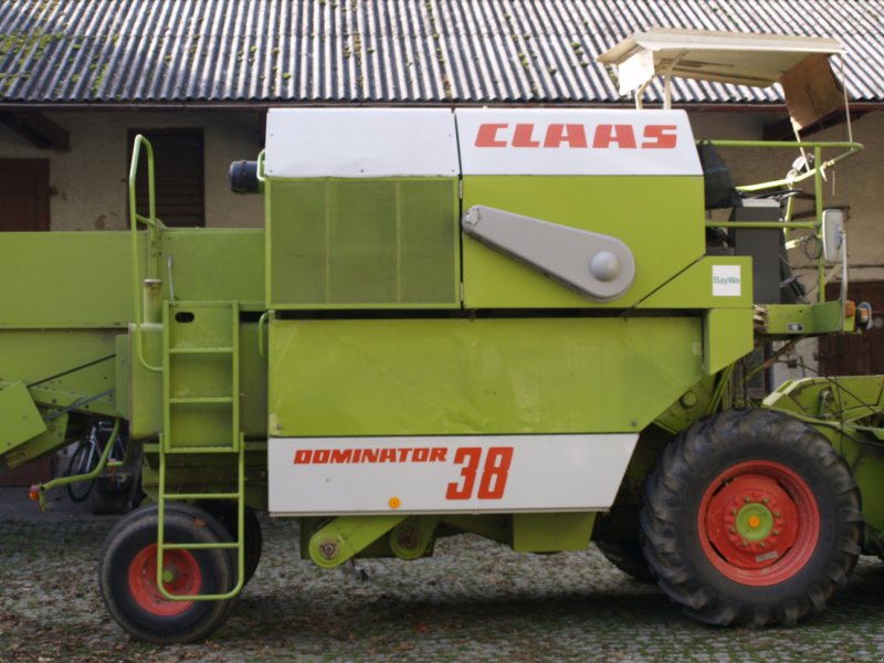 Mähdrescher tipa CLAAS Dominator 38, Gebrauchtmaschine u Friedberg (Slika 1)