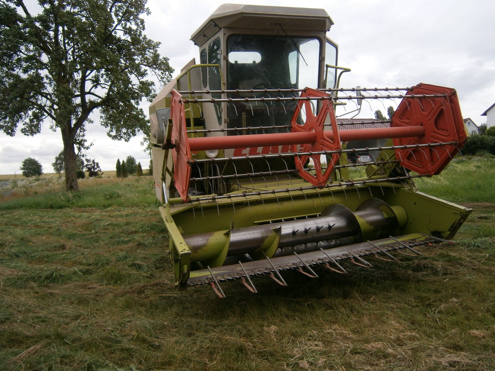 Mähdrescher typu CLAAS Dominator 48, Gebrauchtmaschine w Schrozberg (Zdjęcie 2)