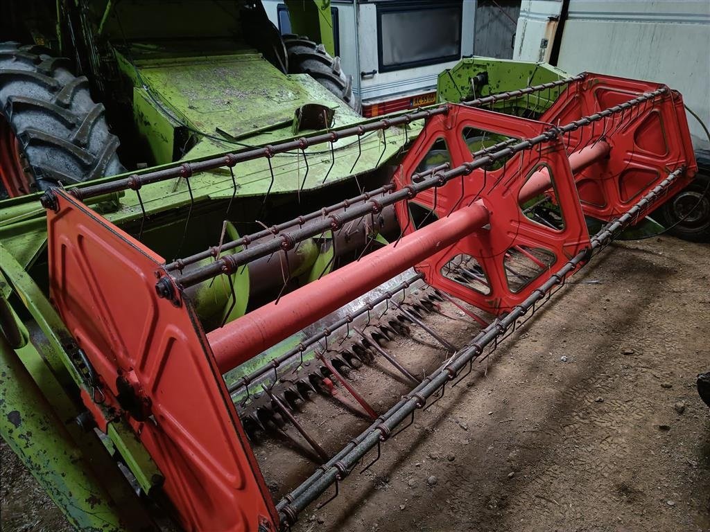 Mähdrescher typu CLAAS Dominator 68 Perkins motor, Gebrauchtmaschine v Egtved (Obrázek 3)