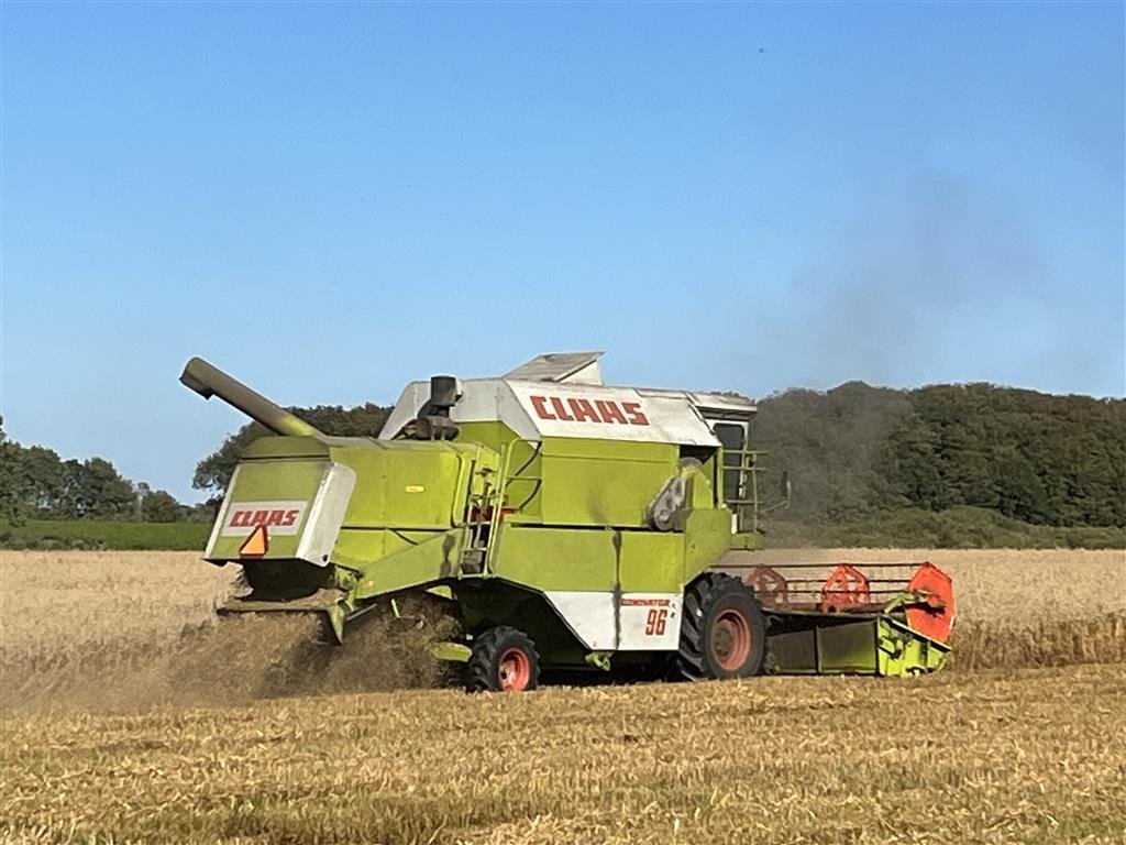 Mähdrescher des Typs CLAAS Dominator 96 Hydro 17 fod, Gebrauchtmaschine in Esbjerg N (Bild 1)