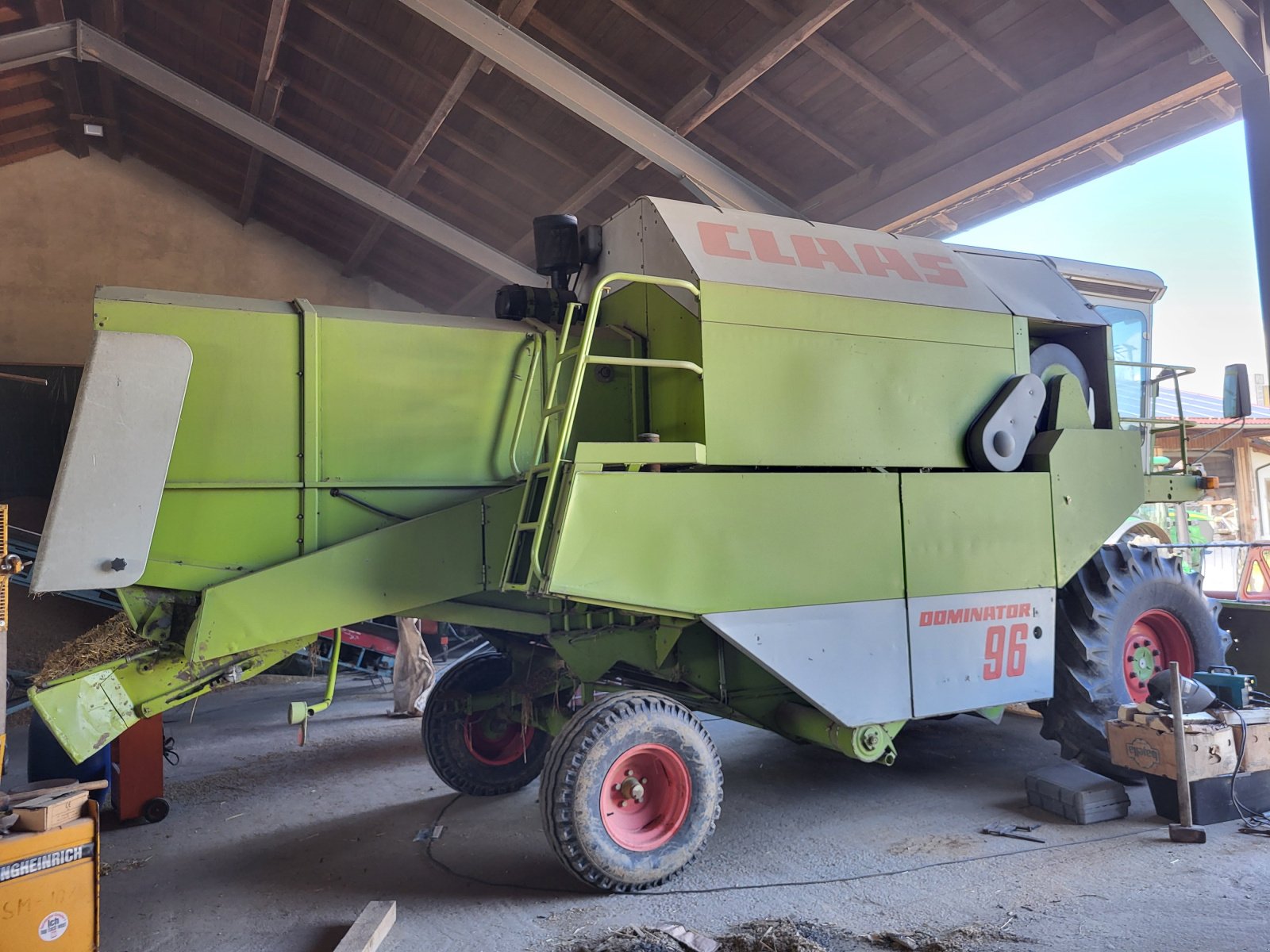 Mähdrescher des Typs CLAAS Dominator 96, Gebrauchtmaschine in laberweinting (Bild 3)