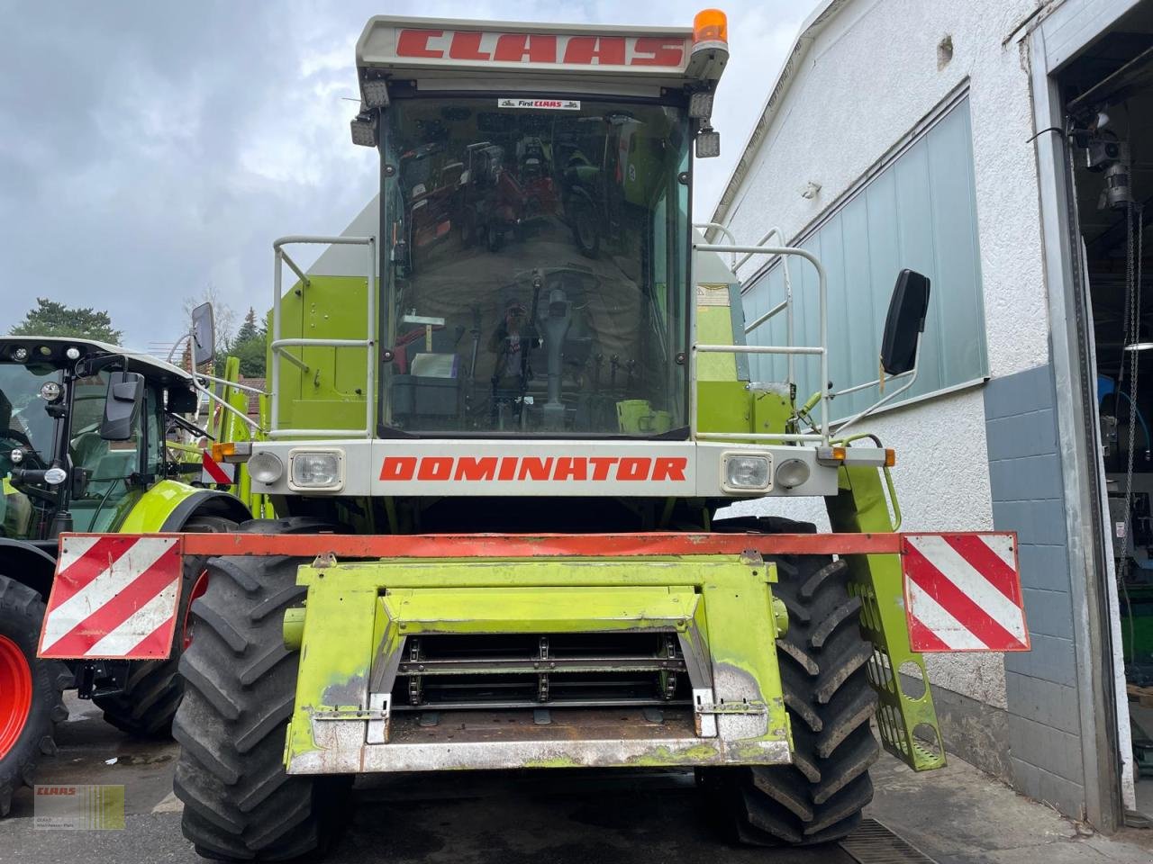 Mähdrescher of the type CLAAS Dominator 98 SL, Gebrauchtmaschine in Hessen - Reinheim (Picture 2)