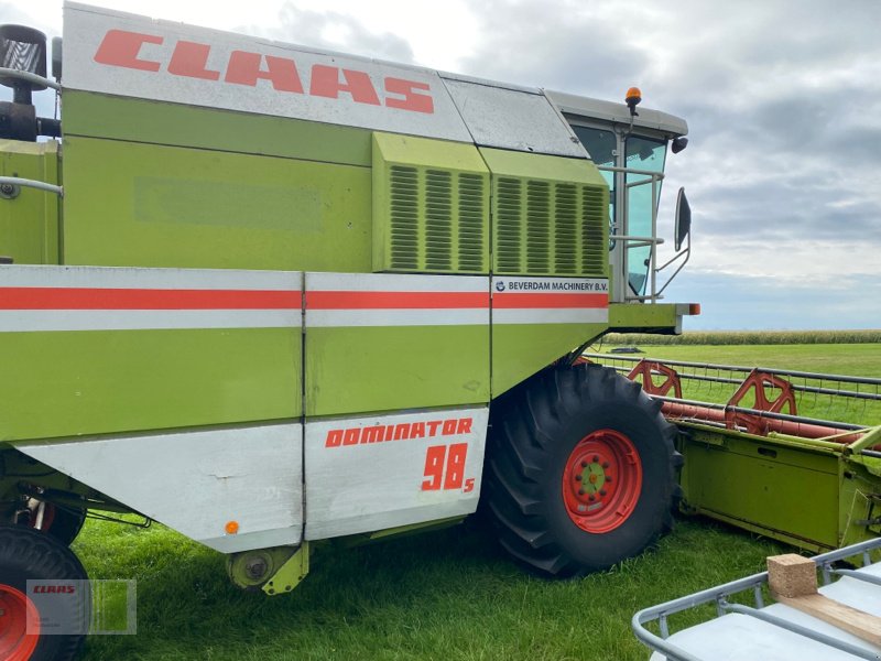 Mähdrescher del tipo CLAAS Dominator 98s, Gebrauchtmaschine In Risum-Lindholm (Immagine 9)