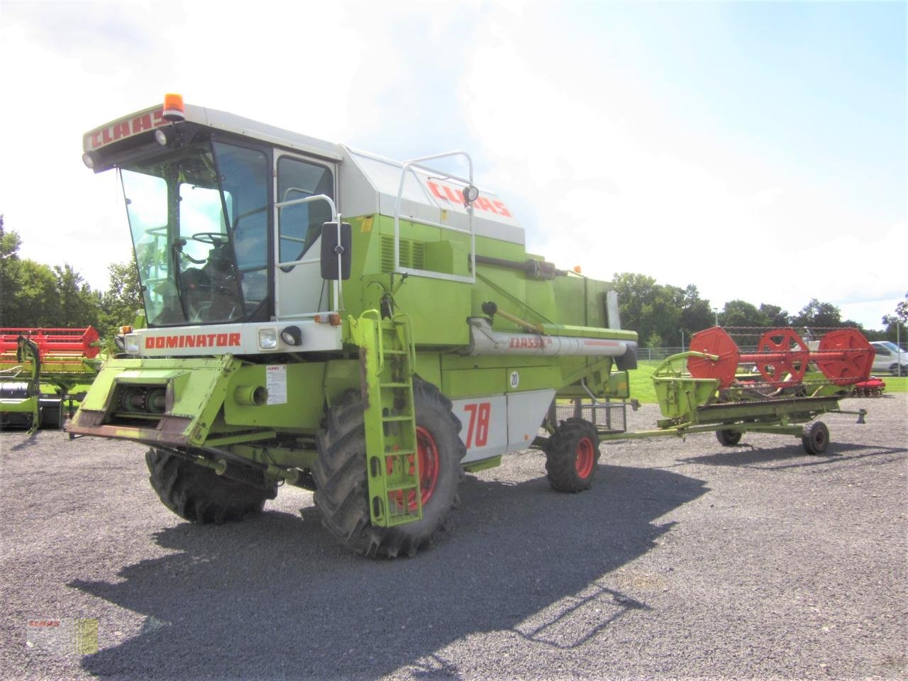 Mähdrescher typu CLAAS DOMINATOR DO 78 CLASSIC mit SW C 360 u. SW-Wagen, Gebrauchtmaschine w Westerstede (Zdjęcie 1)